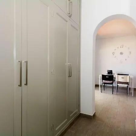 Apartment Belinda With Sea View, Sat-tv, Wifi, Only 200m From Playa Grande Lanzarote Island