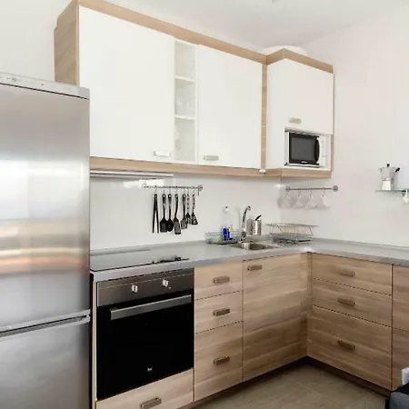 Belinda With Sea View, Sat-tv, Wifi, Only 200m From Playa Grande Apartment