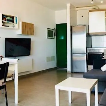 Belinda With Sea View, Sat-tv, Wifi, Only 200m From Playa Grande *